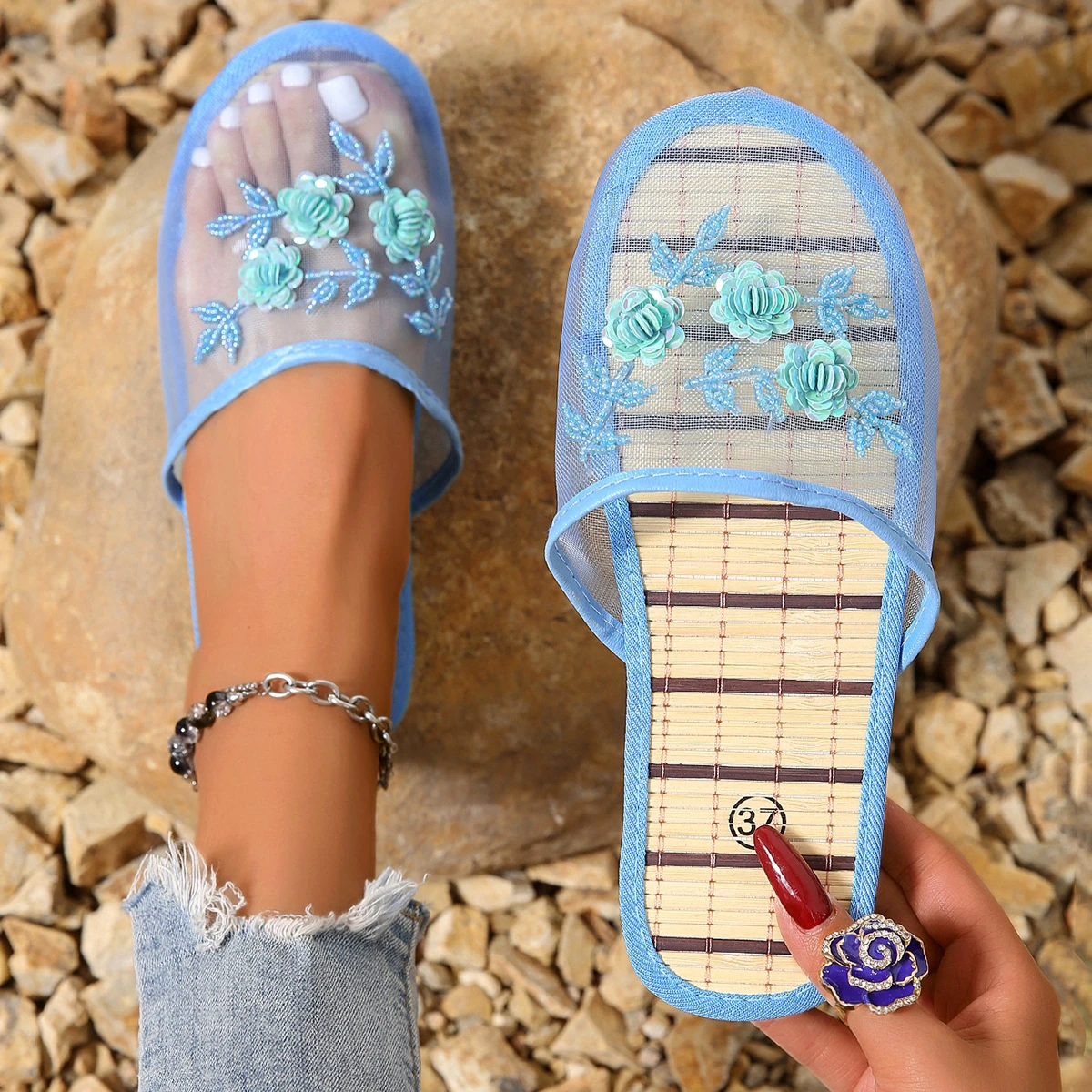Sandalias de malla con puntera - Mule Slip On reseña y precio